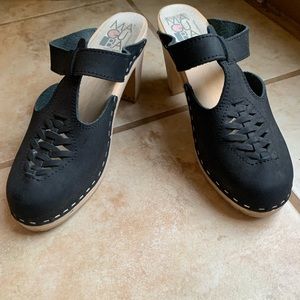 Maguba Clogs